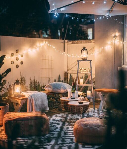 Tips for Creating a Cozy and Inviting Outdoor Living Space